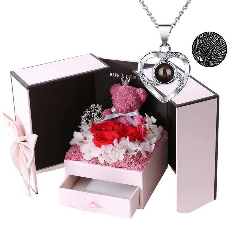 Orsetto di Rose Eterne in Scatola con Collana Cuore “Ti Amo” in 100 Lingue – Regalo Premium - LoveDrop