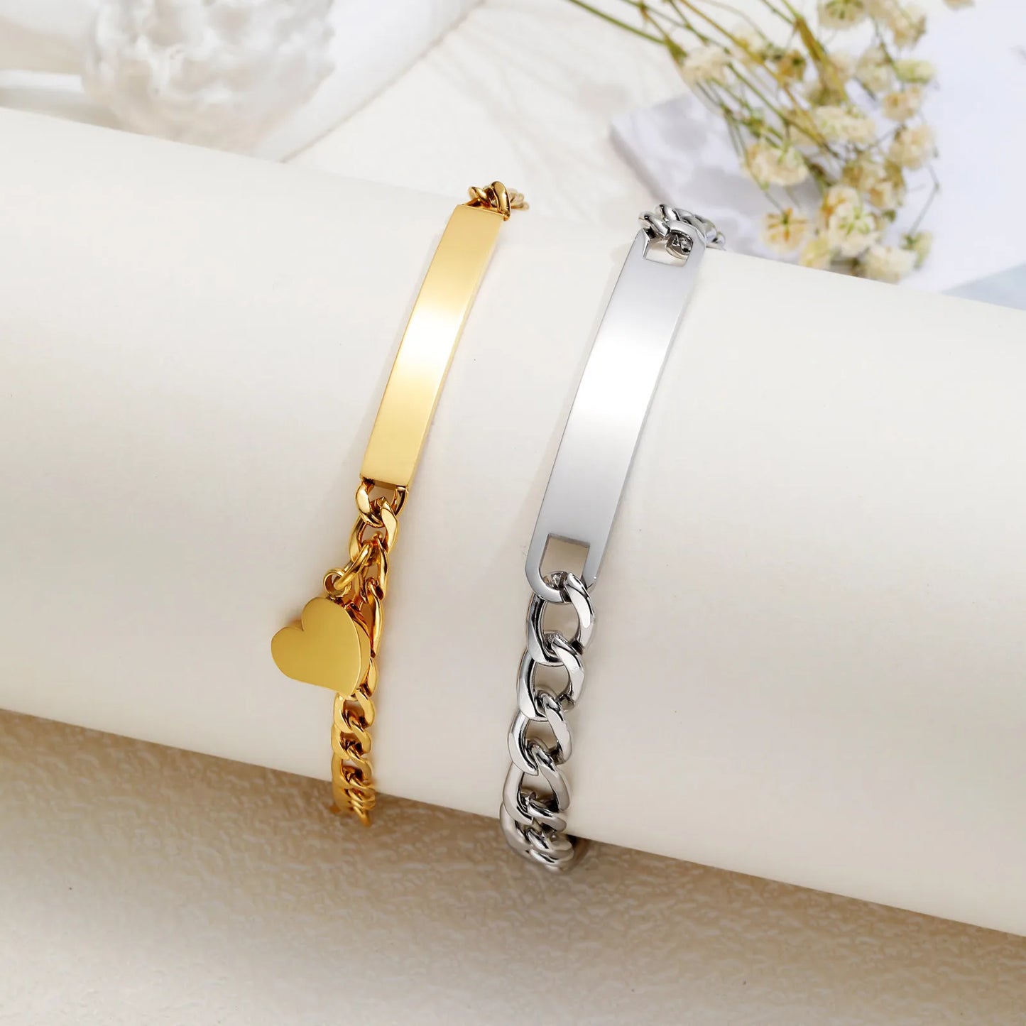 Bracciale Promessa d’Amore – Catena Figaro con Ciondolo Cuore