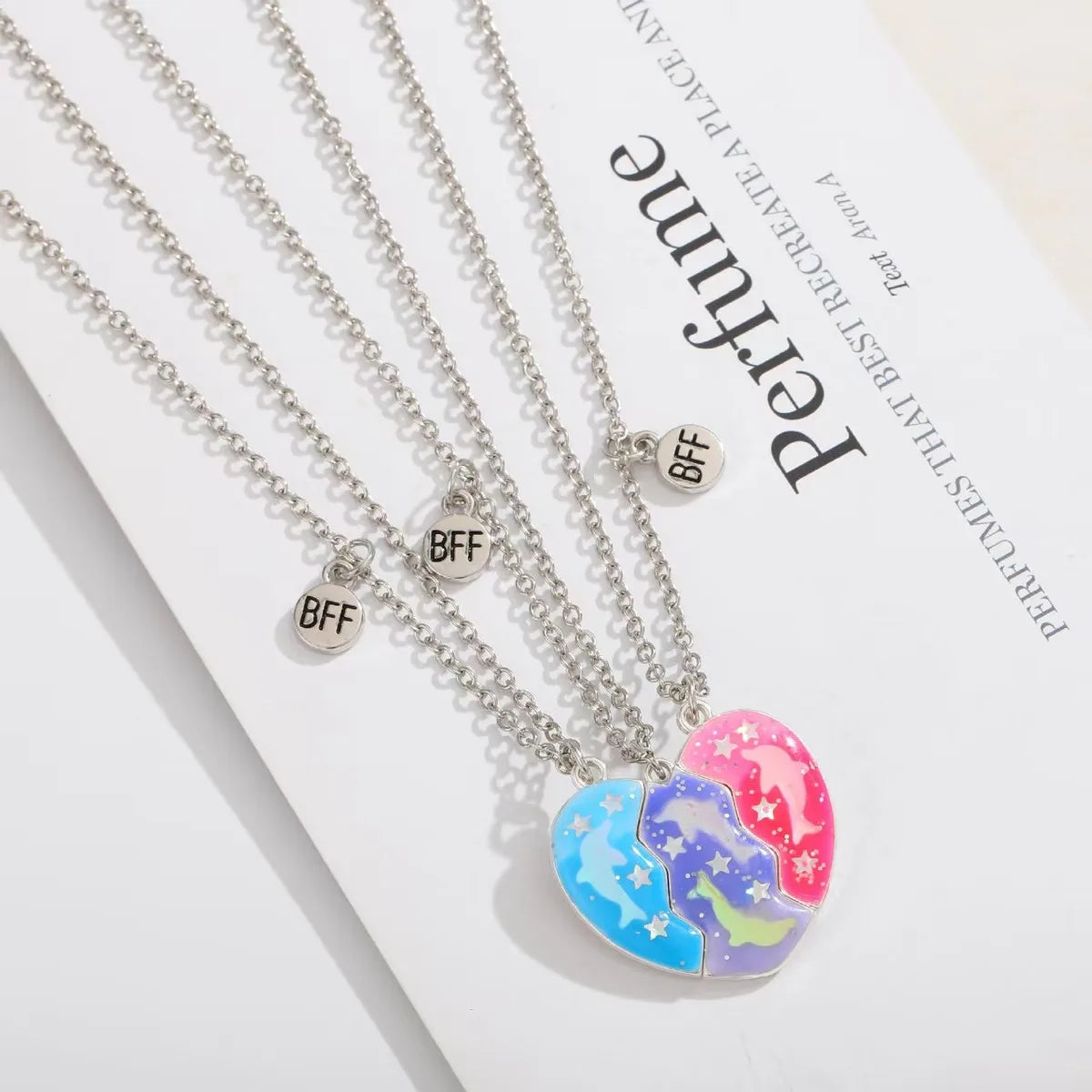 Collana Magnetica Best Friends | Cuore Luminoso a 3 Parti – Legame Inseparabile 2025