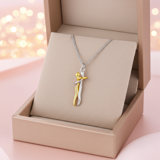 Collana Coppia “Hug Lovers” – Abbraccio Infinito per Lui & Lei | LoveDrop - LoveDrop