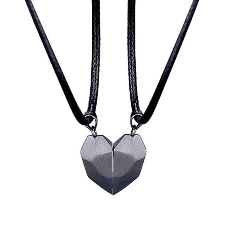 Good Simple Couple Necklace | Cuore Magnetico & Elettrocardiogramma – Amore 2025