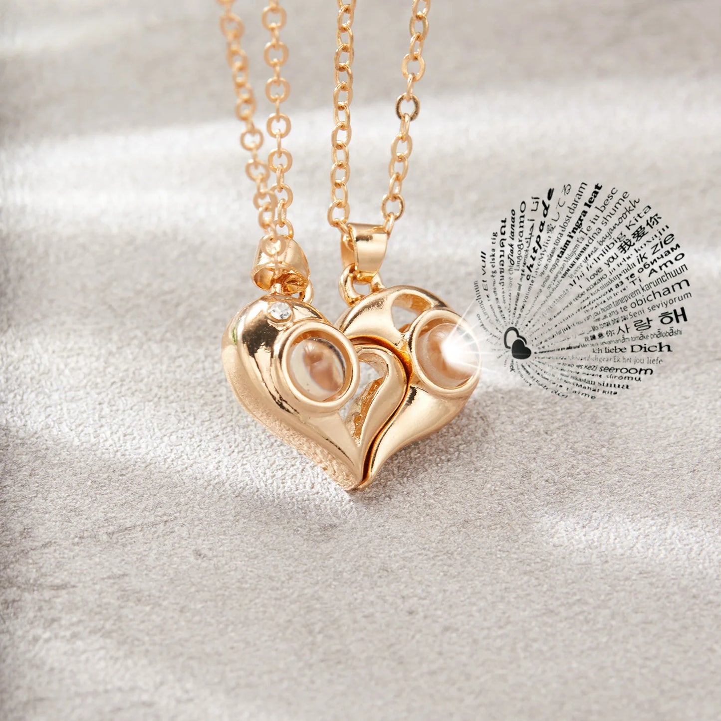 Collane Magnetiche Coppia Cuore & Proiezione “I Love You” 100 Lingue | LoveDrop