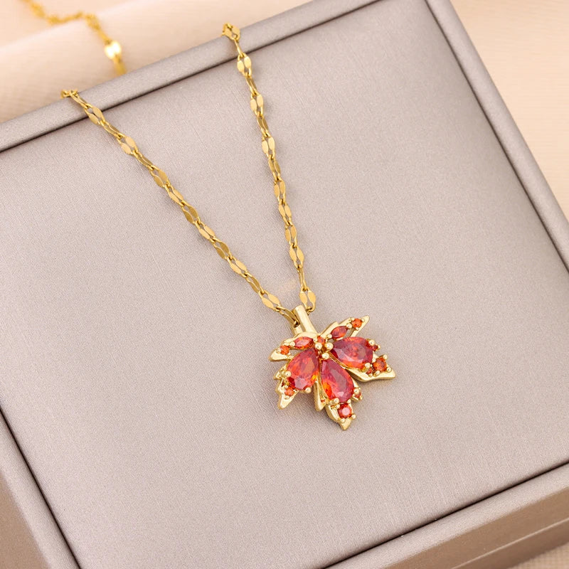 New Fashion Love Memory Red Maple Leaf Pendant Necklace