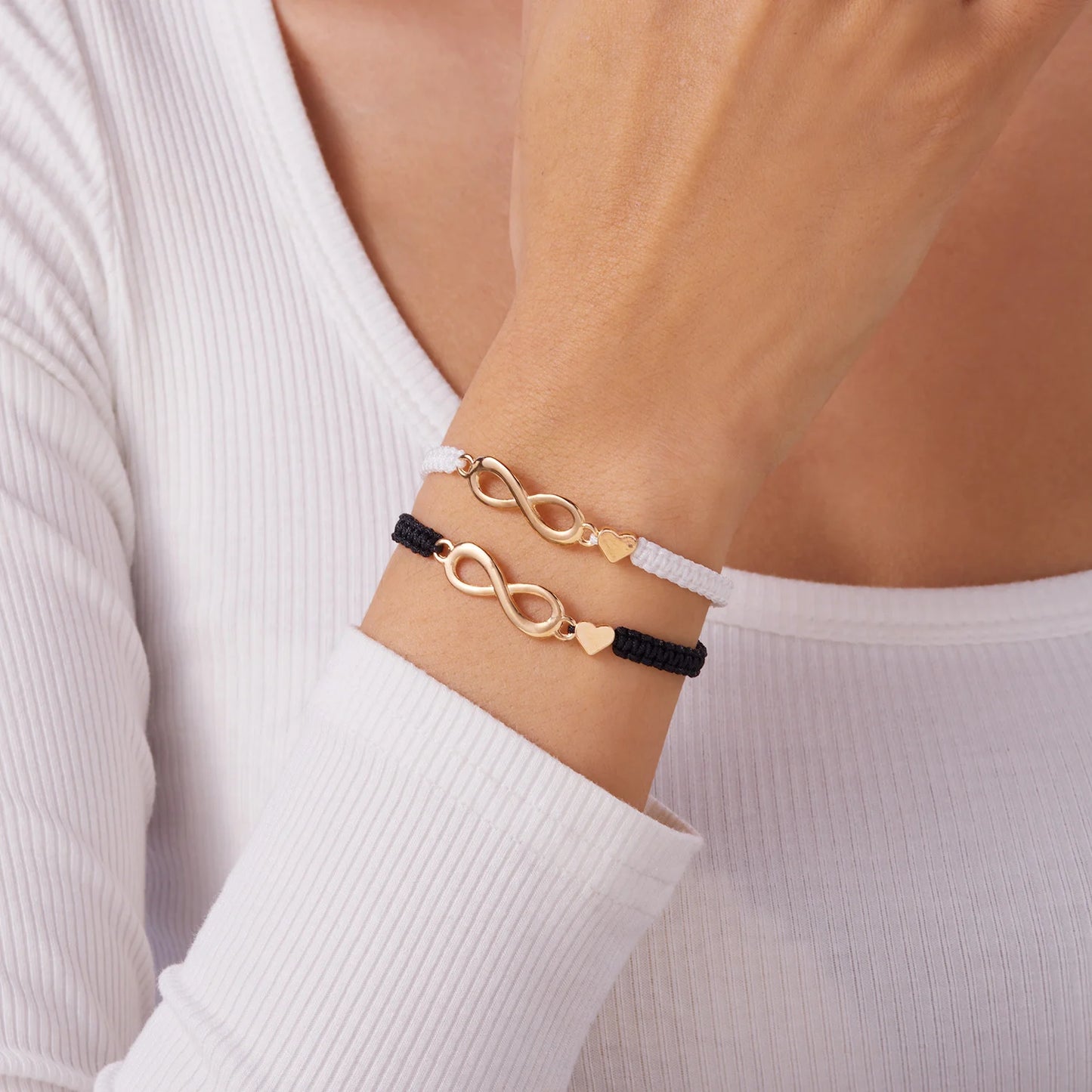 Bracciale Rosso Portafortuna – Simbolo Infinito Amore Handmade