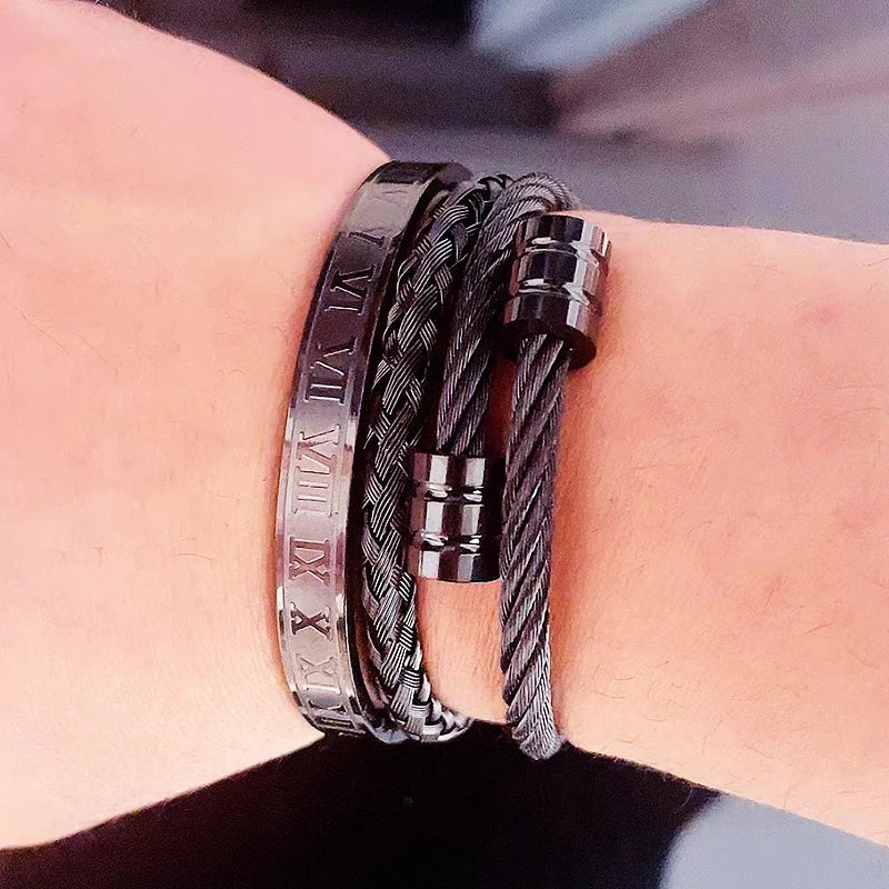 Set Bracciali Luxury 3 Pezzi – Acciaio & Numeri Romani