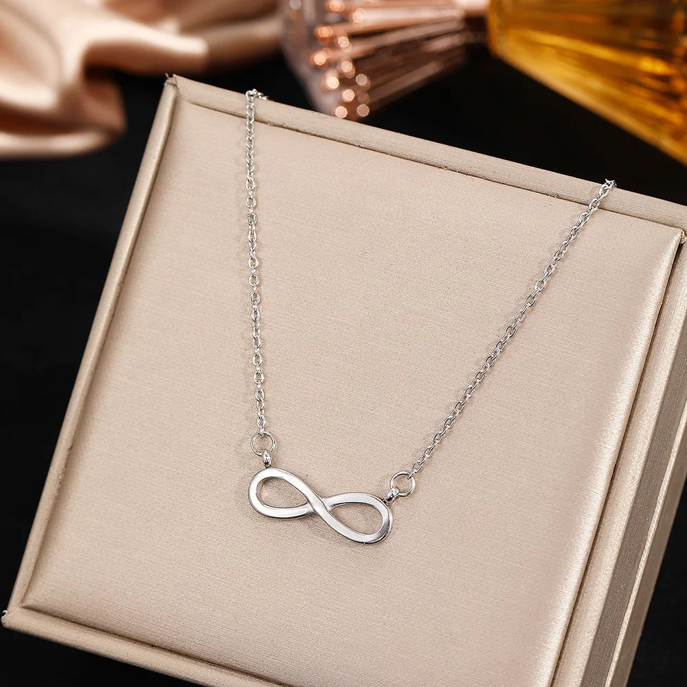 Collana Infinity “Forever” • Simbolo ∞ in Acciaio • Coppia & Love | LoveDrop™ Italia