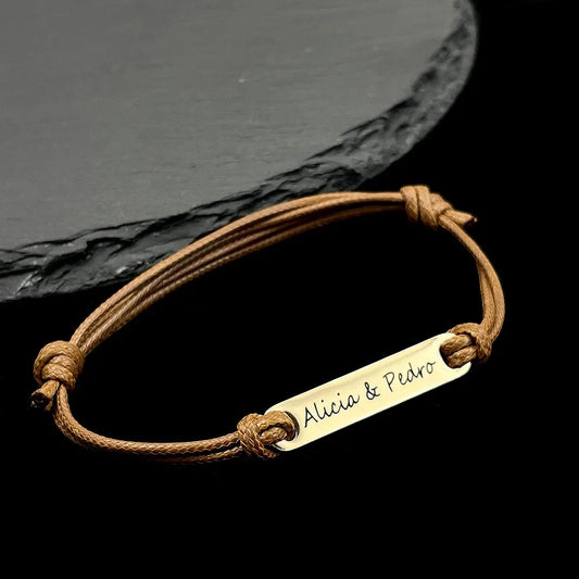 Bracciale Personalizzato – Nome Inciso in Acciaio & Corda Leather