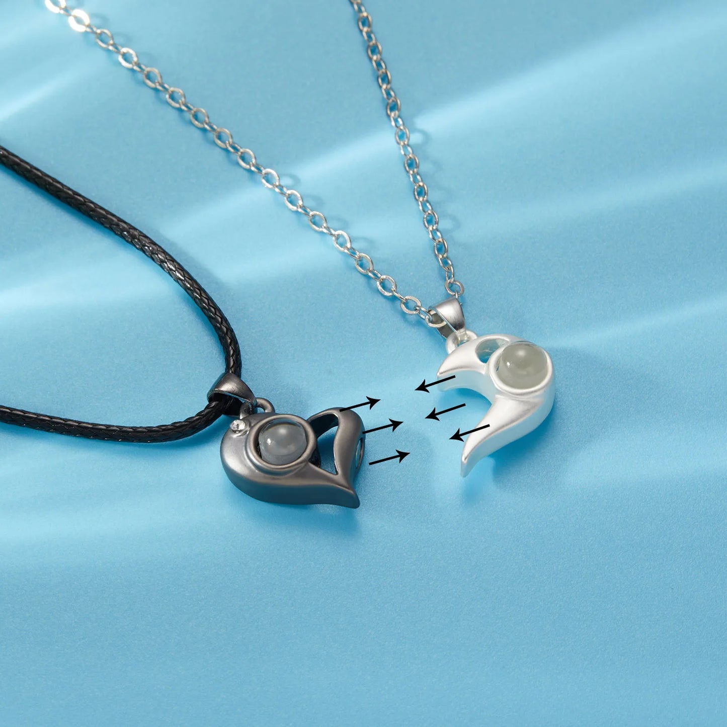 Collane Magnetiche Coppia Cuore & Proiezione “I Love You” 100 Lingue | LoveDrop