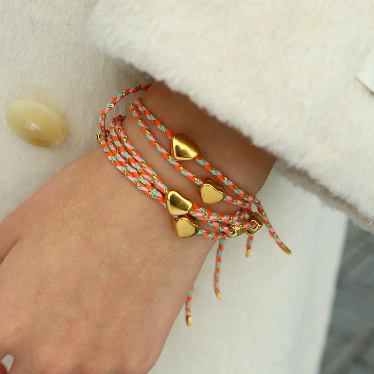 Bracciale Intrecciato Colorato – Cuore Regolabile per Coppie & Amicizia