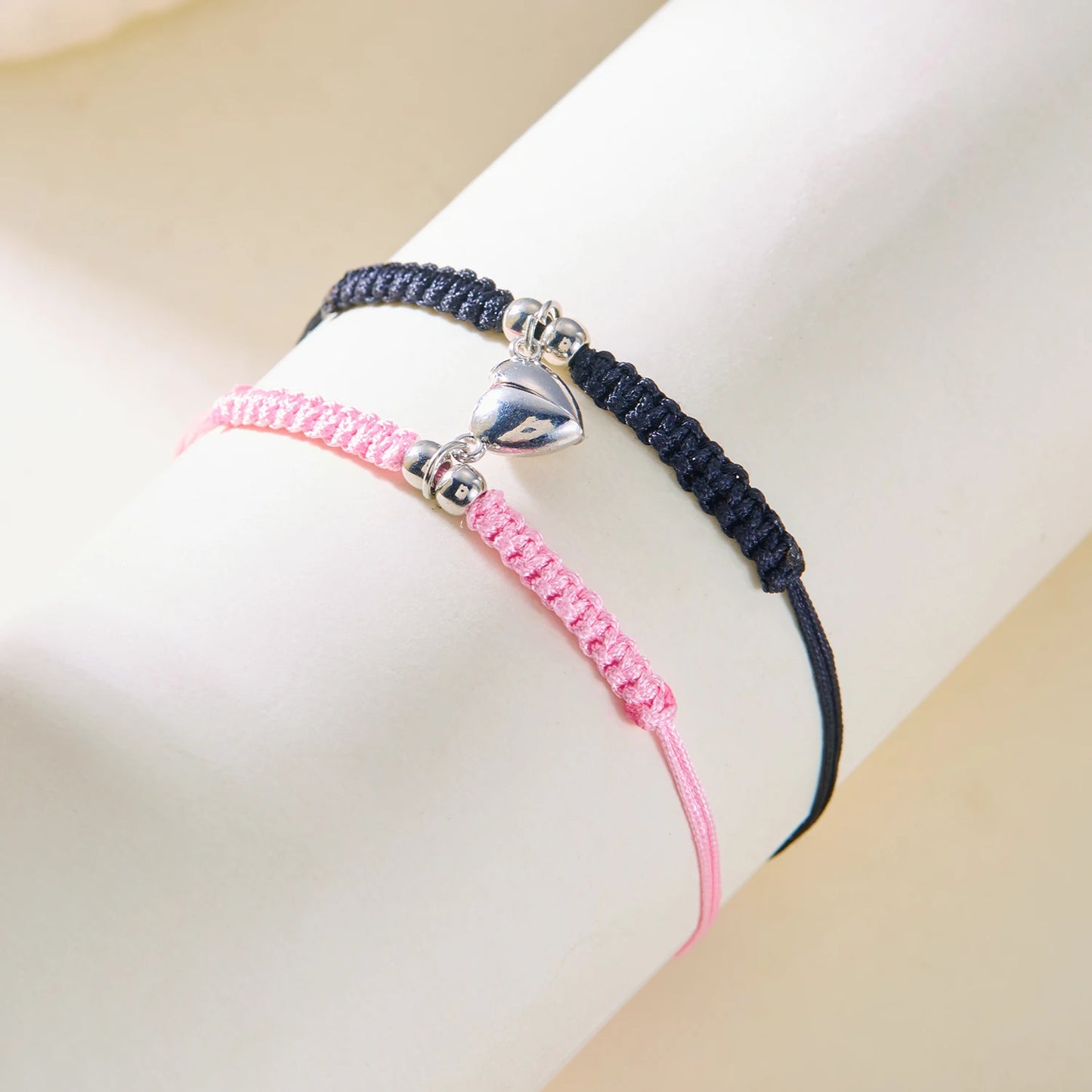 Bracciali Portafortuna Rossi – Cuore Magnetico Intrecciato Coppia