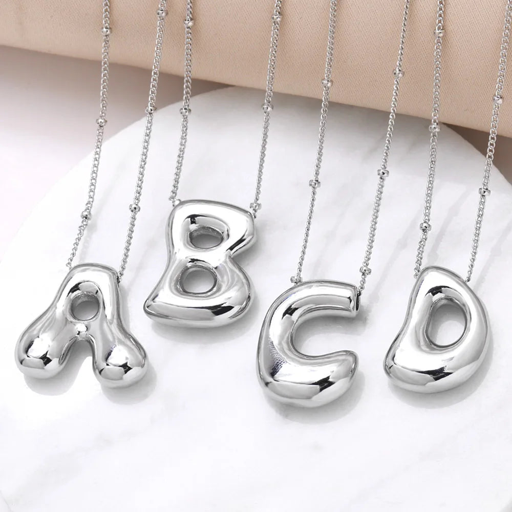 Collana Iniziale Bubble Personalizzata • Silver Plated • Lettera A–Z • Stile Romantico & Premium | LoveDrop™ Italia