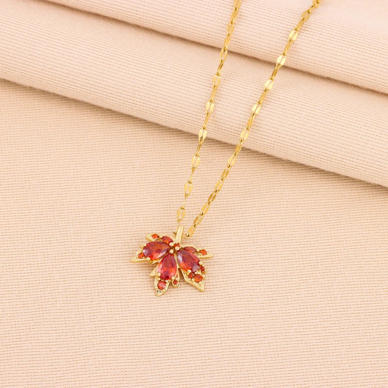 New Fashion Love Memory Red Maple Leaf Pendant Necklace