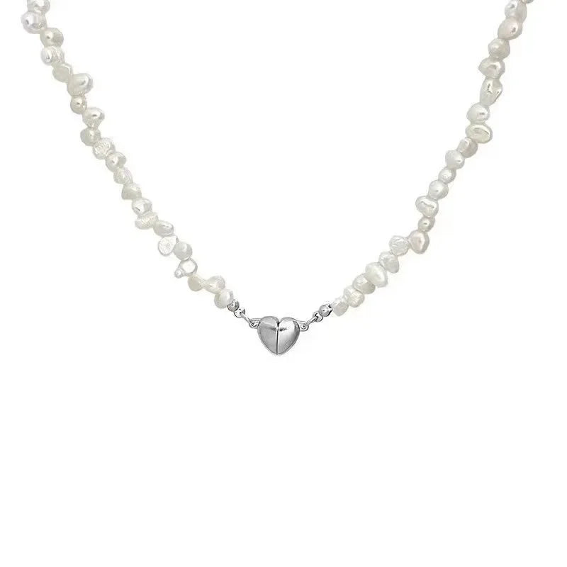 Collana Choker Perle con Cuore Magnetico • Vintage Silver • Legame & Promessa | LoveDrop™ Italia