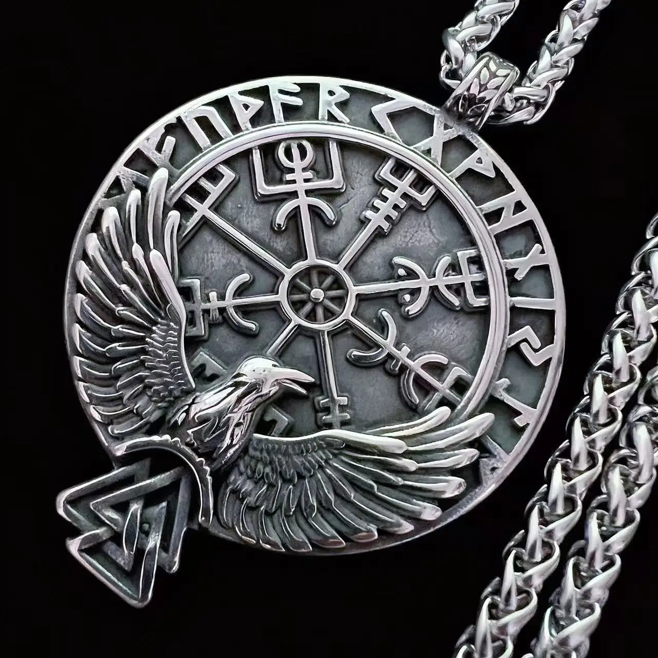 Collana Vichinga Odin Crow • Rune Nordiche • Acciaio 316L Vintage | LoveDrop™ Italia
