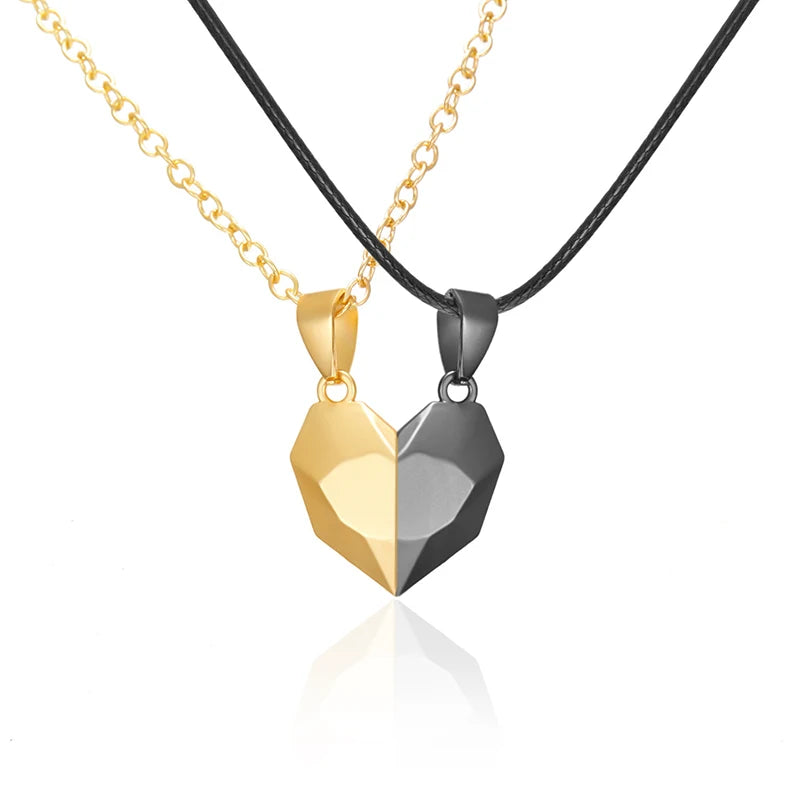 Good Simple Couple Necklace | Cuore Magnetico & Elettrocardiogramma – Amore 2025