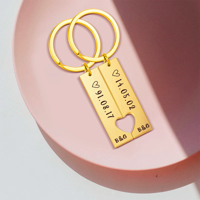 Portachiavi Personalizzato con Lettera Iniziale in Acciaio Inossidabile | Regalo Coppia 2025