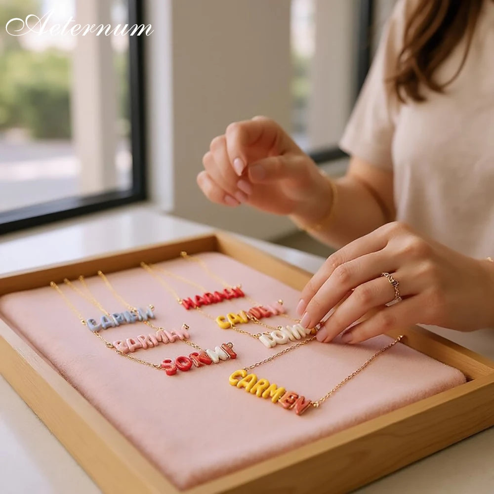 Collana Personalizzata Nome Donna – Lettera Colorata Smalto | LoveDrop 2025