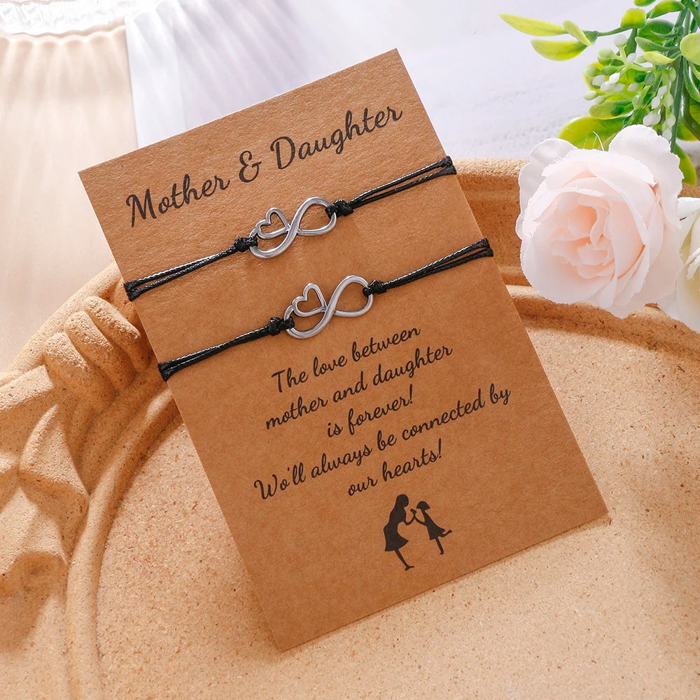 Bracciale Handmade con Simbolo Infinito – Cordino Regolabile