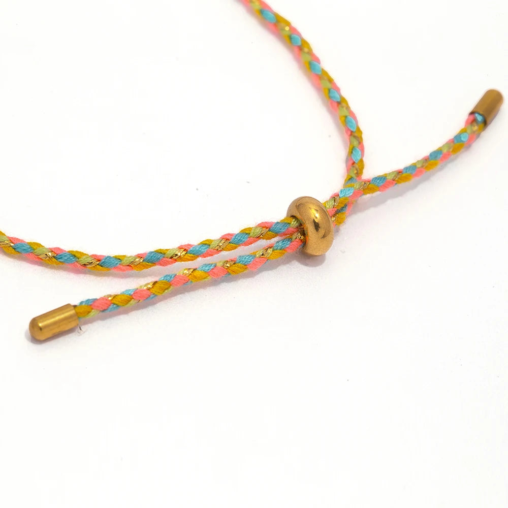 Bracciale Intrecciato Colorato – Cuore Regolabile per Coppie & Amicizia