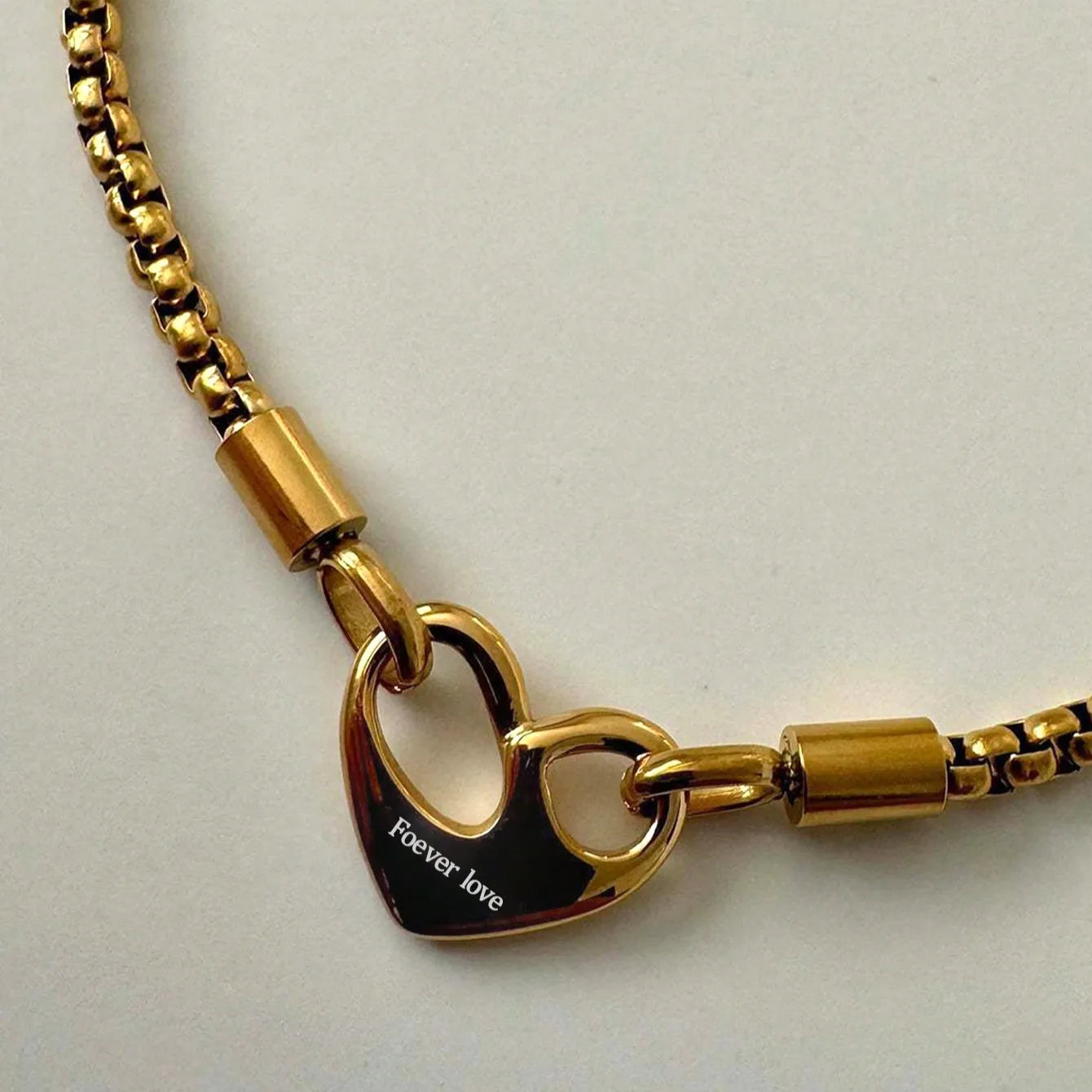 Collana Cuore in Acciaio Inox con Incisione "I Am Worthy" & "Forever Love" – Eleganza Dorata