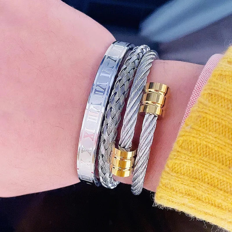 Set Bracciali Luxury 3 Pezzi – Acciaio & Numeri Romani