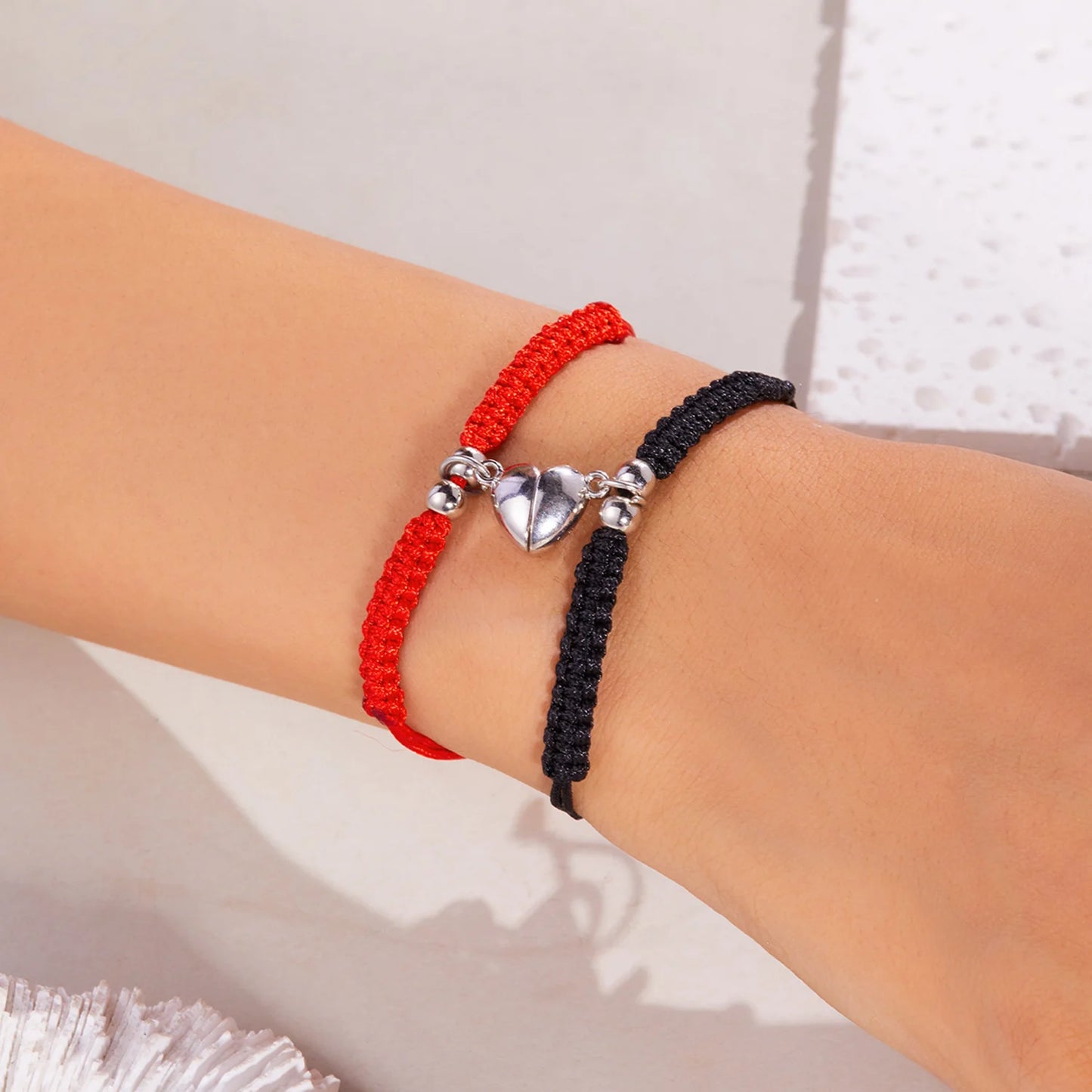 Bracciali Portafortuna Rossi – Cuore Magnetico Intrecciato Coppia